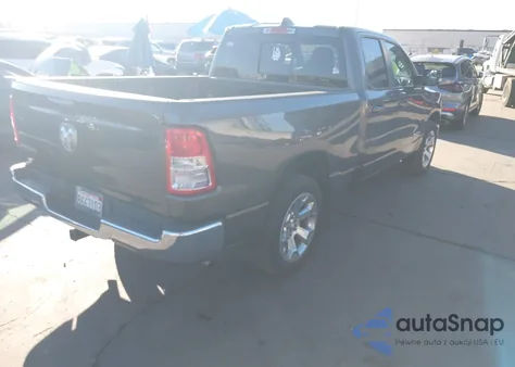 2021 Ram 1500 Big Horn 4X2 6'4 Box из США, поврежденный, VIN 1C6RREBG3MN654074